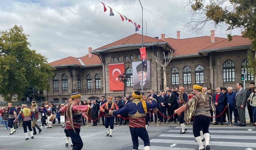 Ankara’nın Başkent oluşunun 102. Yılı coşkuyla kutlandı