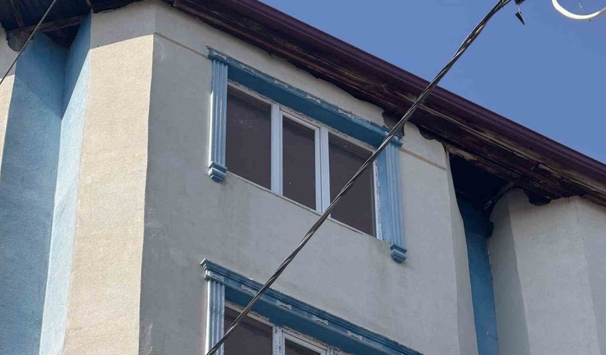 Iğdır’da 5 katlı binaya ateş açıldı, bina sakinleri panik yaşadı