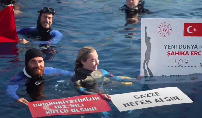 Şahika Ercümen ’Cumhuriyet’ ve ’Gazze’ için dünya rekoru kırdı