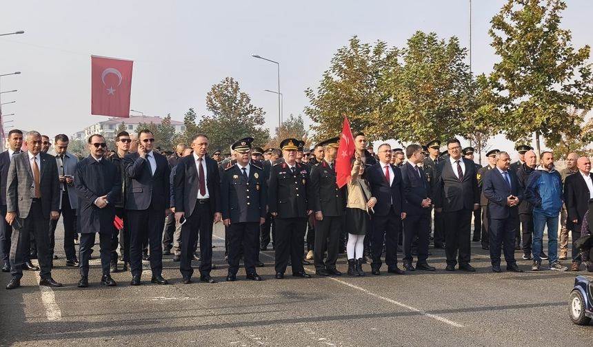 Iğdır’ın Kurtuluş Törenleri Şehitler İçin Sadeleştirildi