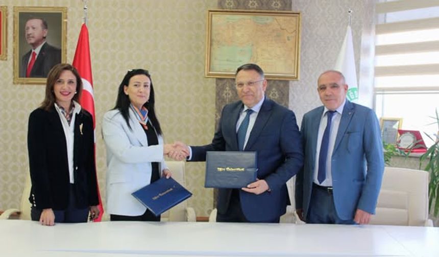 IĞDIR’DA TARIMA KADIN ELİ DEĞECEK: ÖNEMLİ İŞ BİRLİĞİ PROTOKOLÜ İMZALANDI