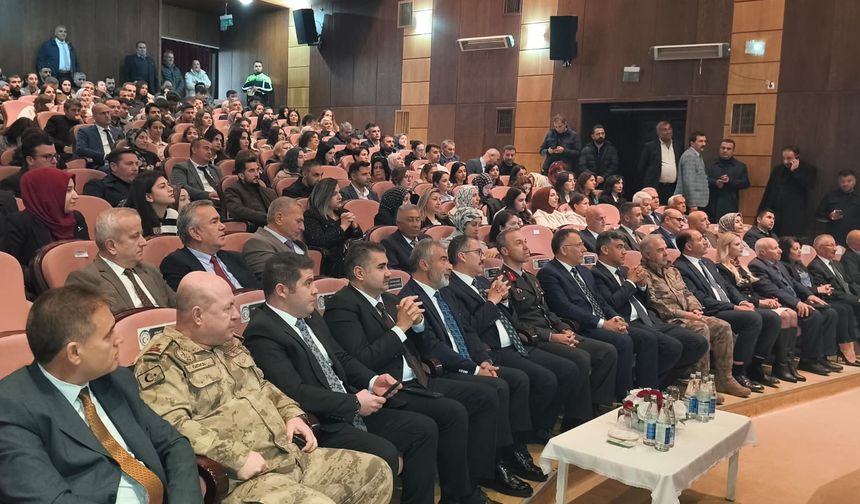 Iğdır’da “24 Kasım Öğretmenler Günü” Kutlandı