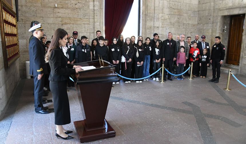 Şehit Üsteğmen Hakan Özkaner Ortaokulu Öğrencileri 10 Kasım’da Anıtkabir’i Ziyaret Etti