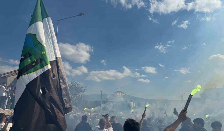 Kocaelispor’dan kombinelilere kazan-kazan çağrısı: "Gelmeyecekseniz bu maç biletinizi kulübe devredin"