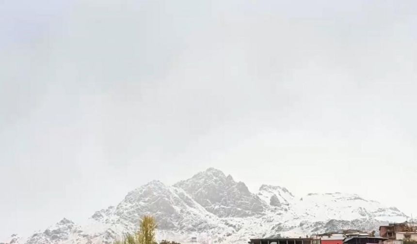 Şırnak’ta kar yağışı,  Beytüşşebap beyaza büründü