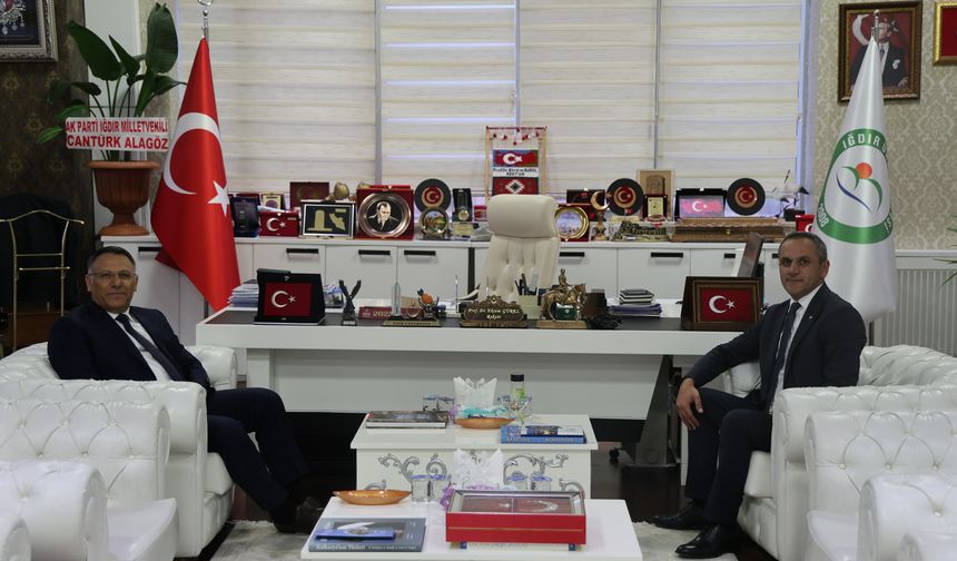 VakıfBank Iğdır Şube Müdürü Özbey’den Rektör Gürel’e Nezaket Ziyareti