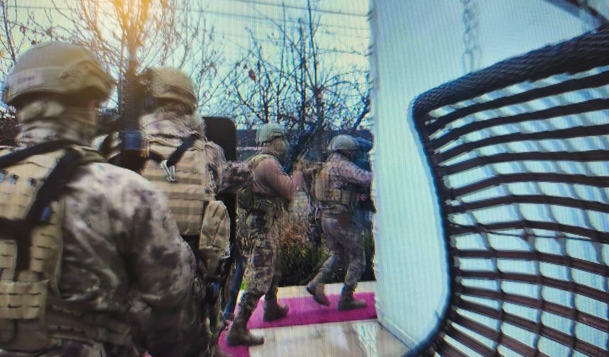 IĞDIR’DA UYUŞTURUCU TACİRLERİNE BÜYÜK DARBE: 7 GÖZALTI!