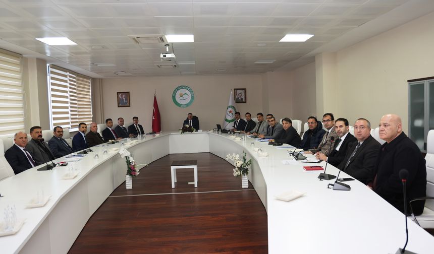 Rektör Gürel, Fakülte ve MYO Sekreterleriyle Bir Araya Geldi