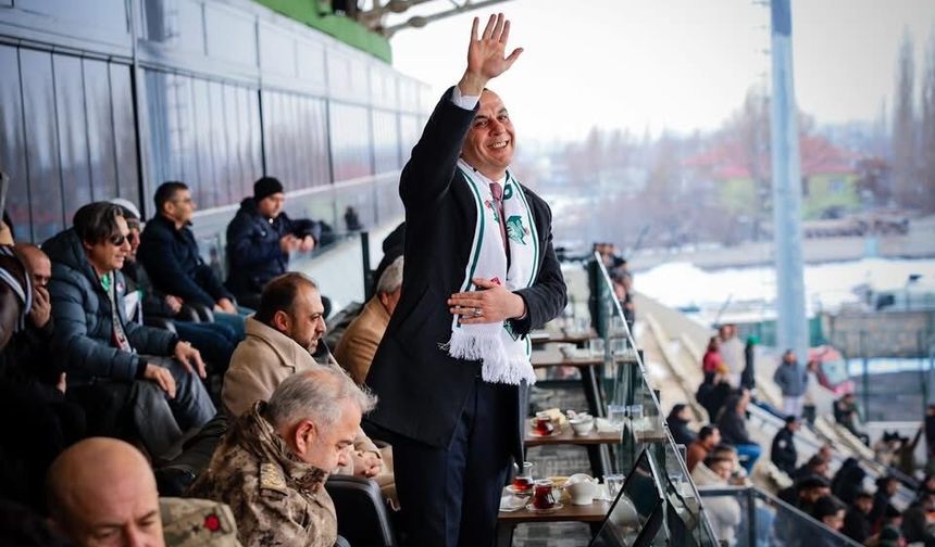 Valinin Ayağı Uğurlu Geldi: Alagöz Holding Iğdır FK Sahasında Galip