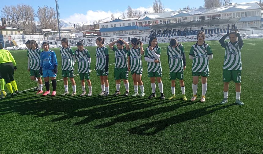 76 Iğdırspor U17: Sahada Mücadele, Dışarıda İmkansızlık!