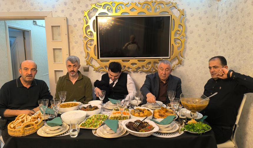 Türkiye’de İlk İftar Iğdır’da Yapıldı