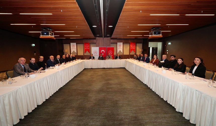 KGK, depremin yıldönümünde Hatay’da