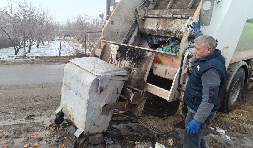 Iğdır’da Kar Kış Demeden Temizlik Seferberliği: Ekipler Sahada!