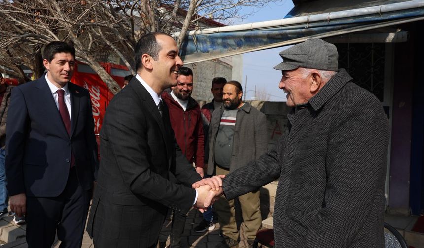 Vali Taşolar Karakoyunlu’da Esnaf ve Vatandaşla Buluştu