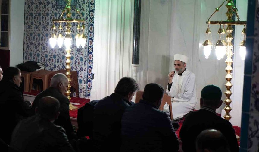 Iğdır'da ilk teravih namazı kılındı