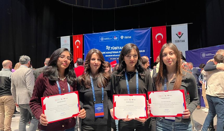 Iğdır’ın Genç Yazılımcıları TÜBİTAK’ta Zirveye Yerleşti: Dijital Rehber Bölge Şampiyonu!