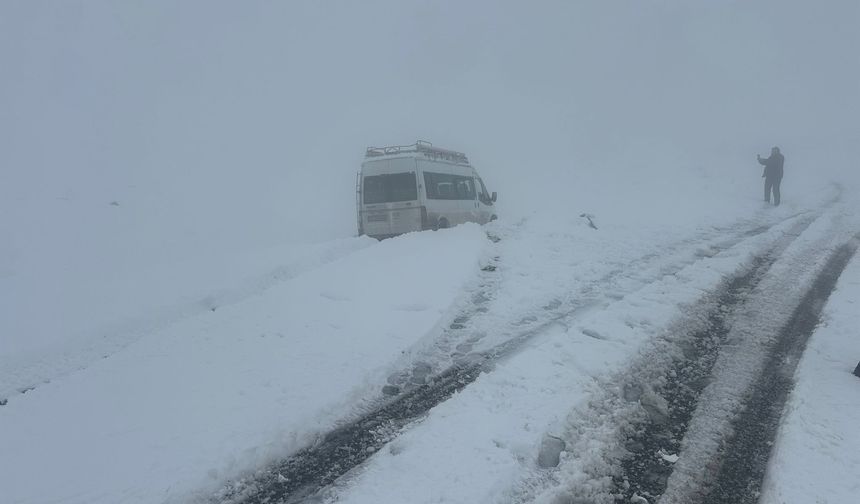 Iğdır’da 19 Köy Yolu Ulaşıma Kapandı