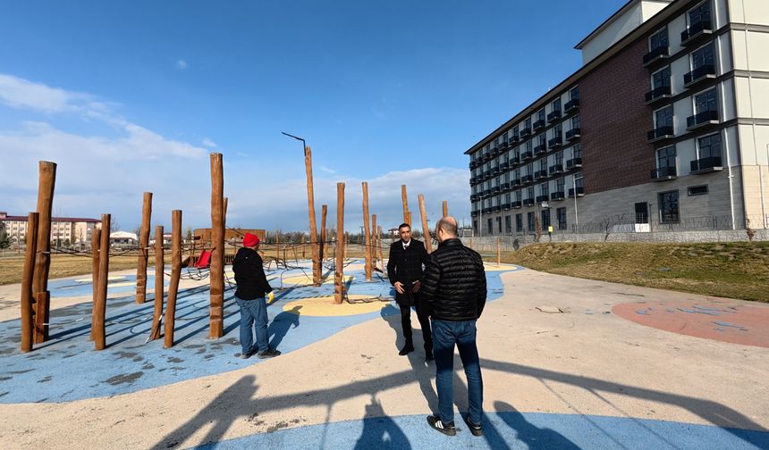 IĞDIR MİLLET BAHÇESİ’NDE KAPSAMLI BAKIM VE ONARIM ÇALIŞMALARI BAŞLADI