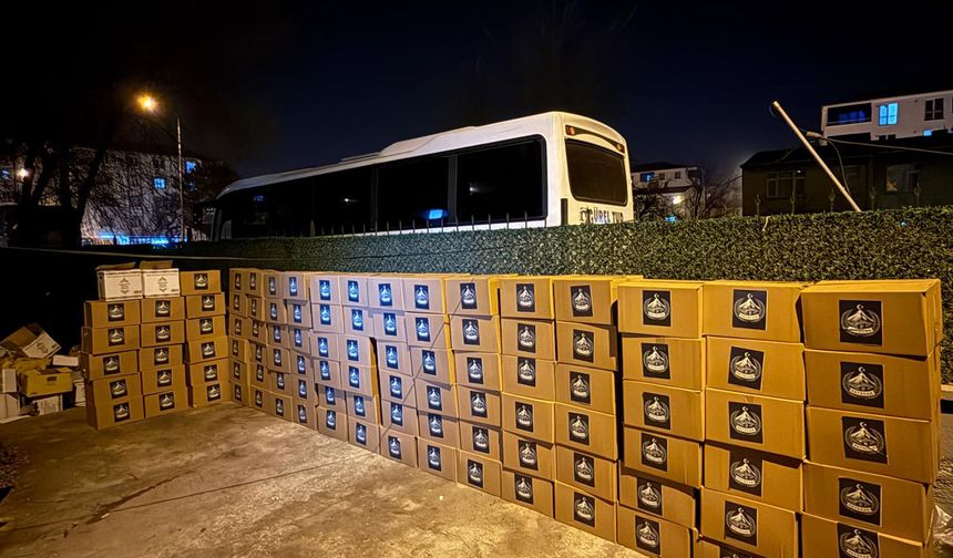 IĞDIR ALAGÖZ FK TARAFTARI PAYEGAN GRUBUNDAN ANLAMLI DESTEK: “BİR KOLİ BİR UMUT”