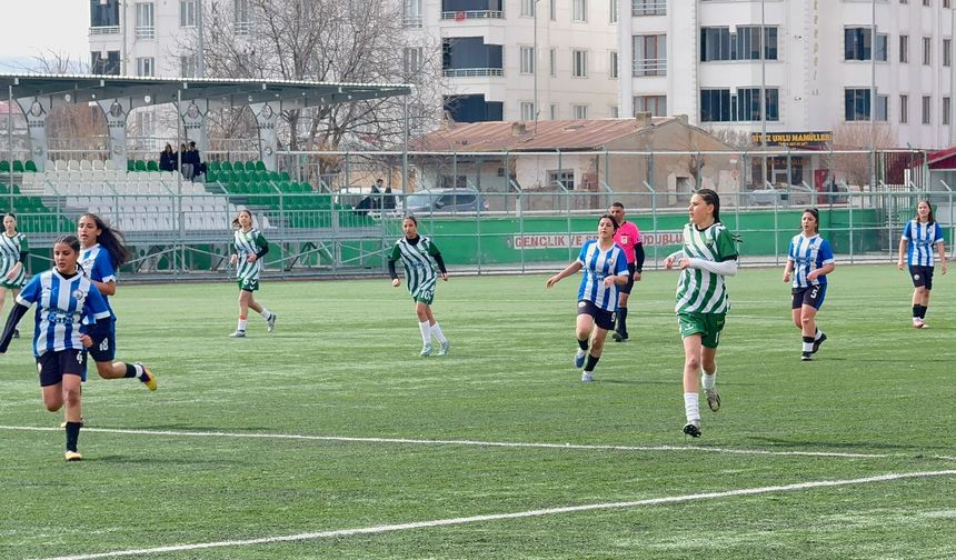 Filit Yıldırım’ın Öğrencileri Farklı Kazandı: 4-1