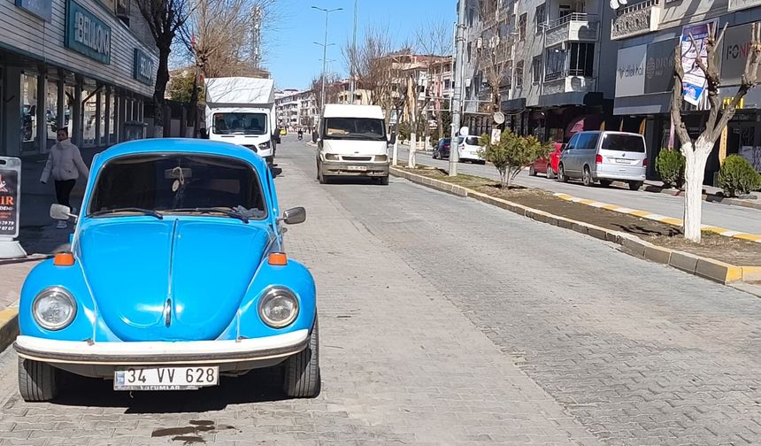IĞDIR’DA GÜNEŞ YÜZÜNÜ GÖSTERDİ: KAR ERİDİ, SOKAKLAR HAREKETLENDİ