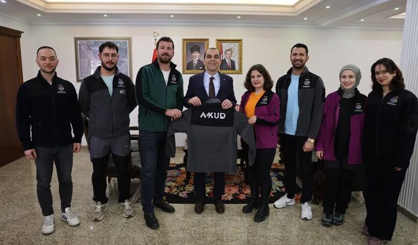 AKUD’dan Vali Taşolar’a Nezaket Ziyareti