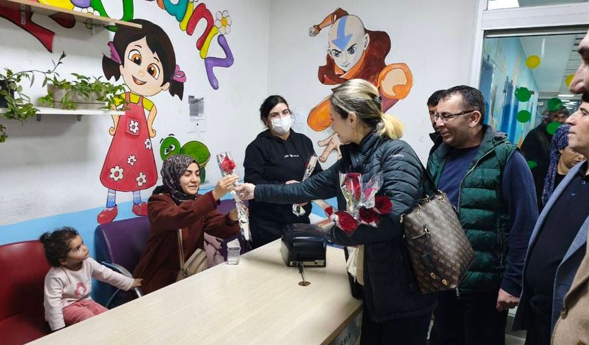 AK Parti Iğdır Teşkilatından Sağlık Çalışanlarına Anlamlı Ziyaret