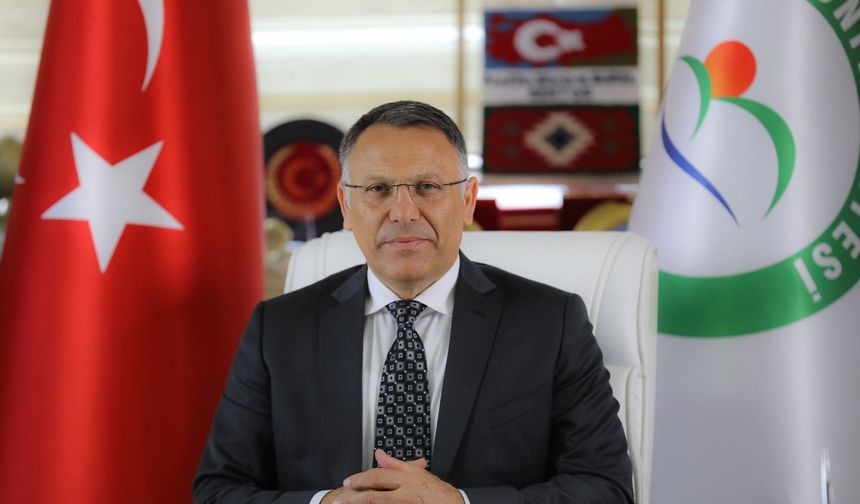 Iğdır Üniversitesi Rektörü Prof. Dr. Ekrem Gürel’den Birlik ve Beraberlik Mesajı