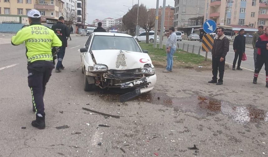 Iğdır’da Trafik Kazası: 2 Yaralı