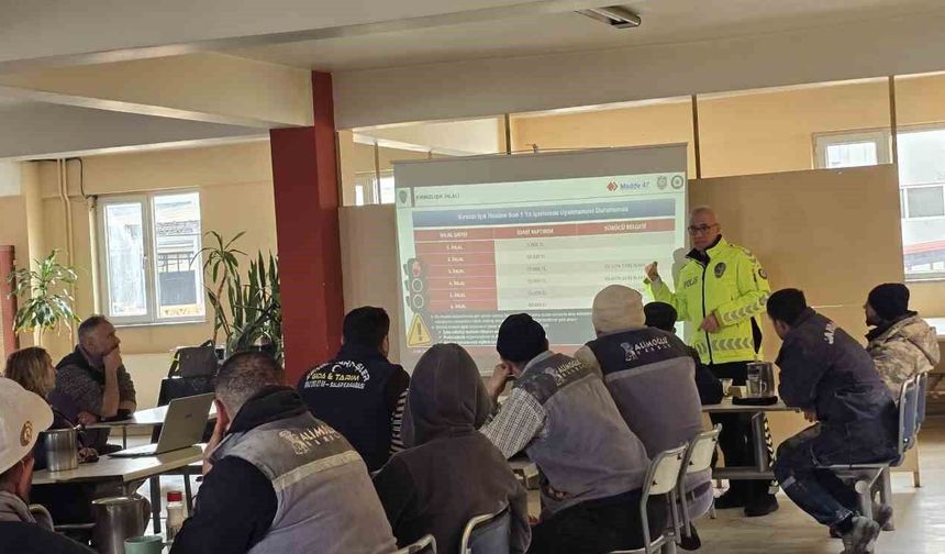 Fabrika çalışanlarına güvenlik trafik eğitimi