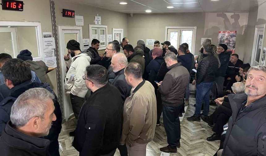 Konya'da plaka basım yoğunluğu devam ediyor