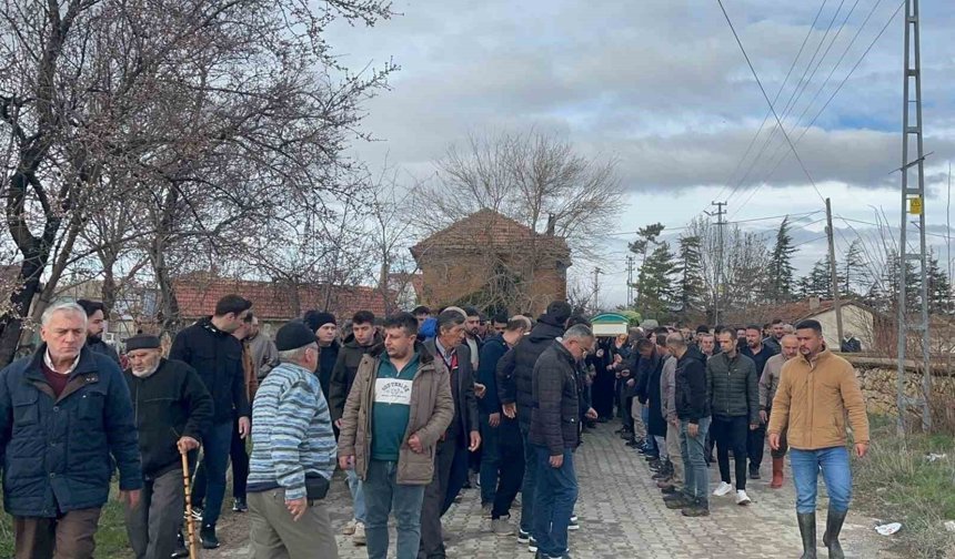 Silahlı kavgada ölen genç toprağa verildi