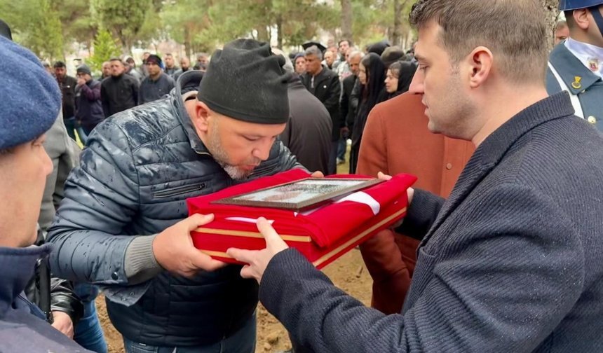 Uzman Çavuş son yolculuğuna uğurlandı