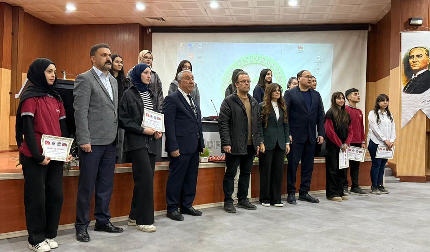Hocalı Soykırımı’nı Yazıya Döken Öğrencilere Teşekkür Belgesi
