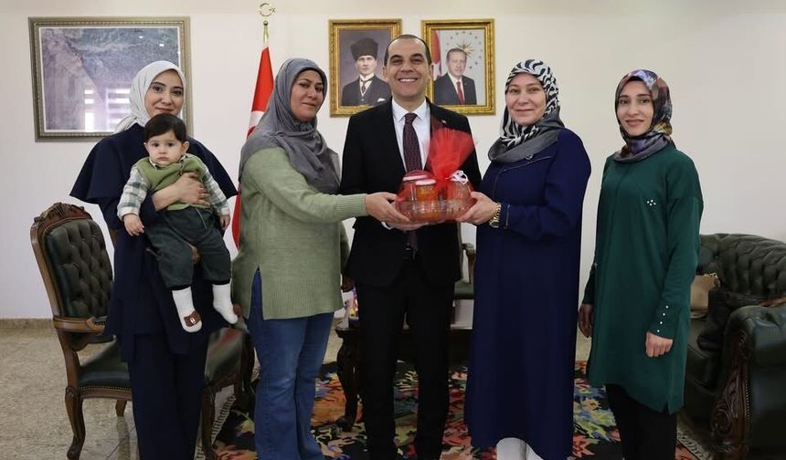 Yeşil Iğdır Kadın Kooperatifinden Vali Taşolar’a Ziyaret