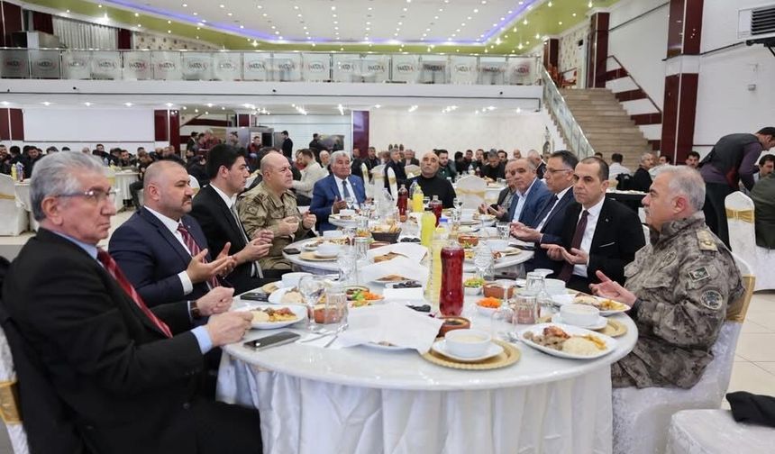 Genç Girişimcilerin İftar Programına Vali Taşolar da Katıldı