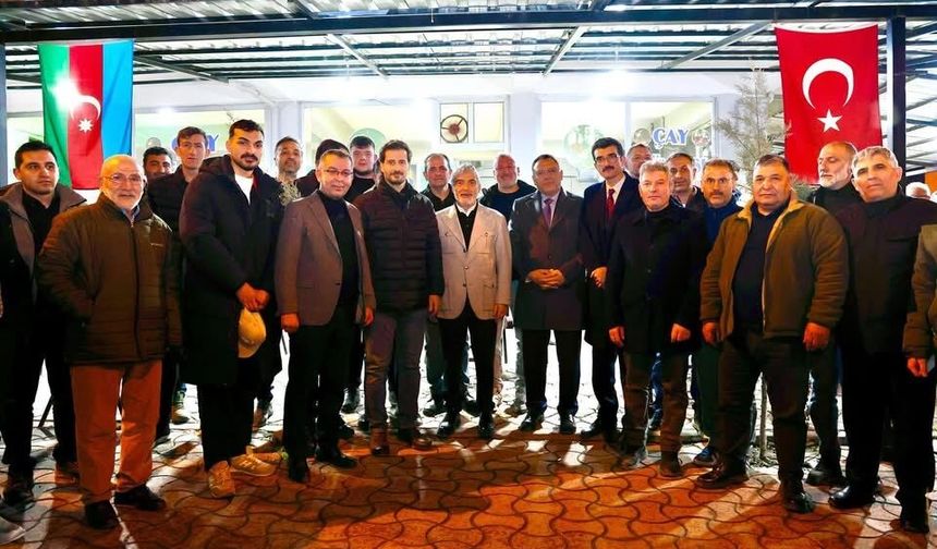 Çay Dünyası’nda İftar Sonrası Sohbet