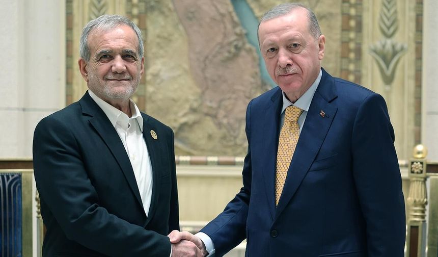 Cumhurbaşkanı Erdoğan, İran Cumhurbaşkanı Pezeşkiyan ile telefonda görüştü