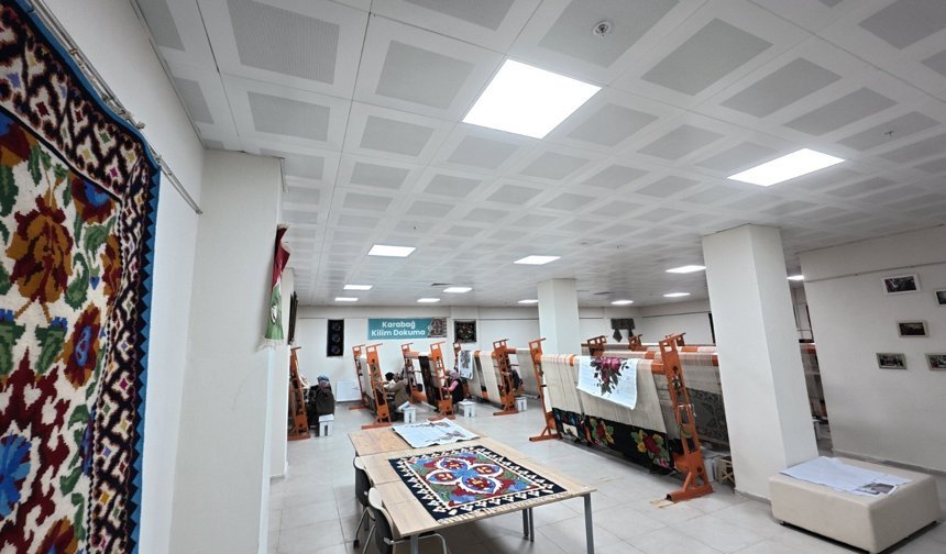 Karabağ Kilim Atölyesi’nde Yoğun Mesai: Geleneksel Sanat Yaşatılıyor