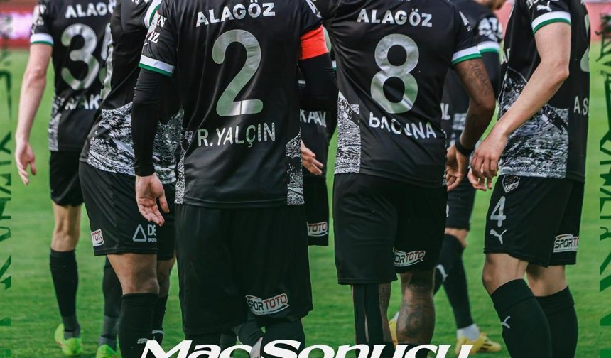 Bugün Pendikspor ile hem sahada hem tribünlerde 1-1 berabere kaldık.