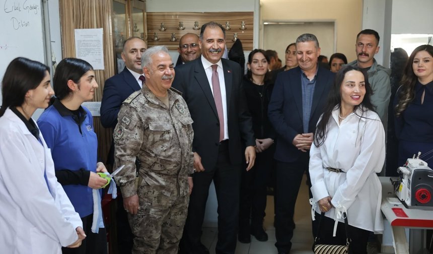 Iğdır’da Eğitime “Emniyet” Desteği: Müdür Turgay Atölyeleri İnceledi