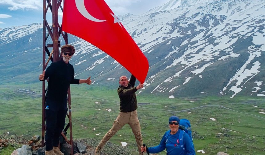 Iğdır’da Dağcıların Rotası Tarihi Korhan Kalesi Oldu