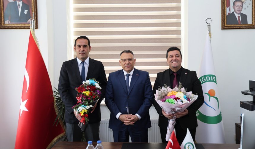 Iğdır Üniversitesi’nde Üç Fakültede Bayrak Değişimi: Yeni Dekanlar Göreve Başladı