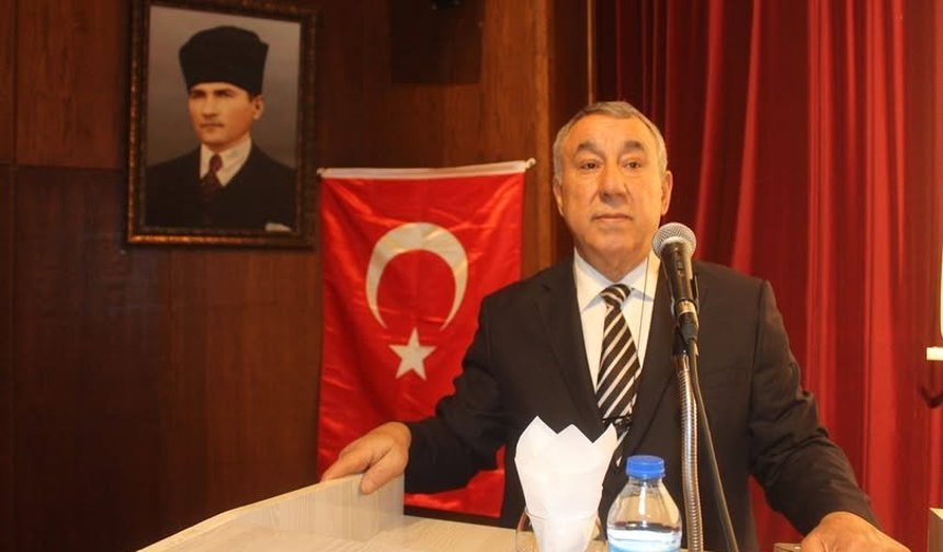 SERDAR ÜNSAL "24 NİSAN BİR ERMENİ VE EMPEYALİST YALANIDIR"DEDİ.