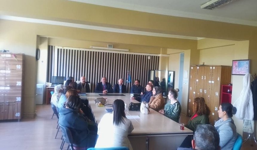 Iğdır Milli Eğitim Müdürü Aziz Gün’ün Okul Ziyaretleri Sürüyor