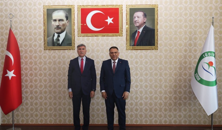 Iğdır İl Özel İdaresi Genel Sekreteri Akkuş’tan Rektör Gürel’e Ziyaret