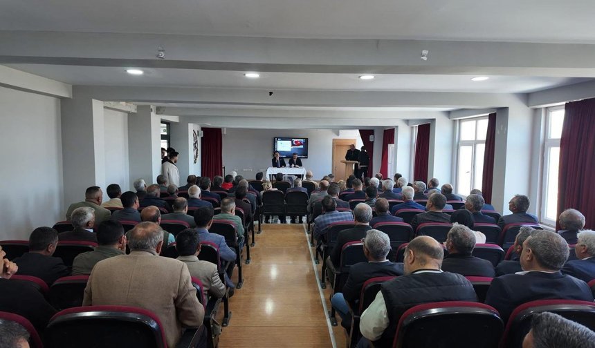 Tuzluca’da Köylere Hizmet Götürme Birliği Toplantısı Gerçekleştirildi