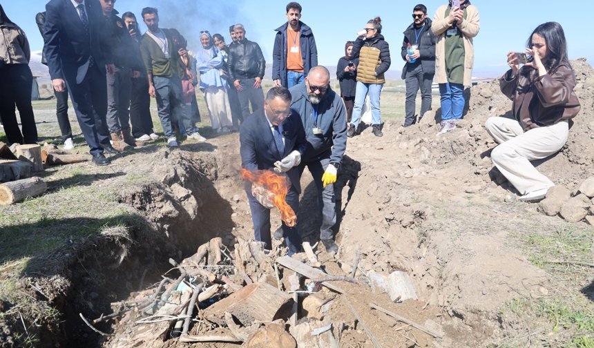 Iğdır'da Bir İlk: 1000 Derecelik Ateşte “Çukur Pişirimi” Sanat Yolculuğu!