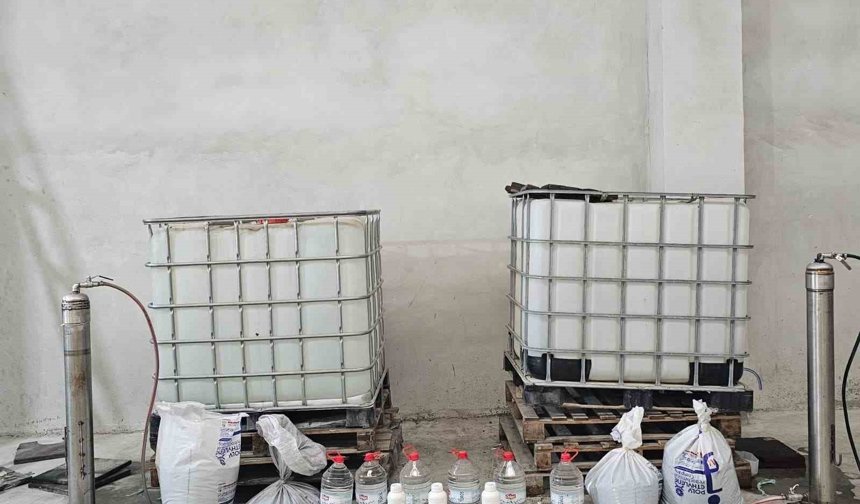 1 Ton etil alkol ele geçirildi