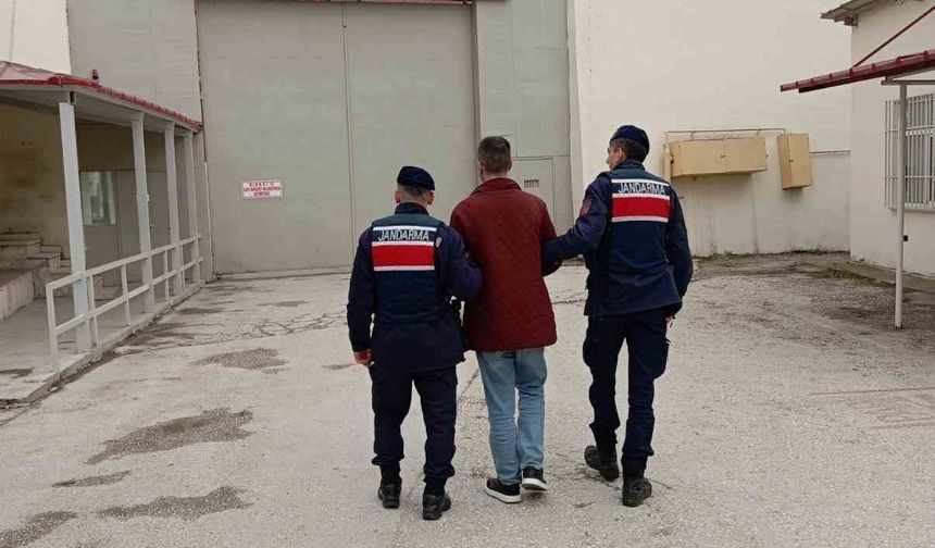 3 farklı suçtan 8 yıl 5 ay hapis cezası bulunan şahıs yakalandı